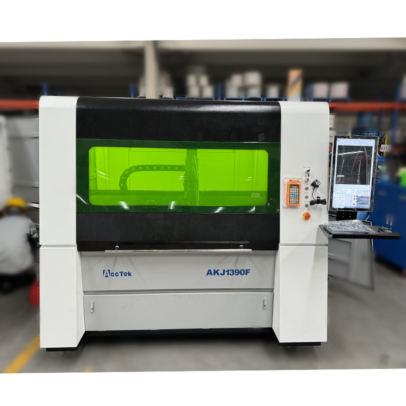 Industrial Laser Price - JINAN Attrezzature per l'industria CNC Raycus